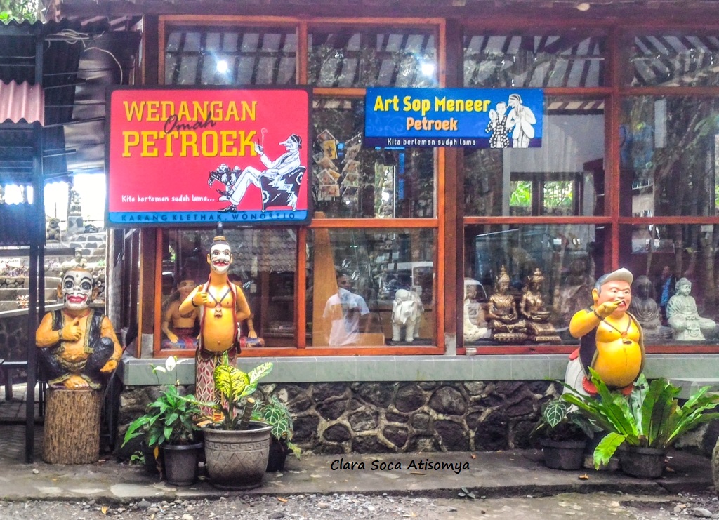 SSTTT BANYAK SPOT SELFIE DI OMAH PETROEK DI LERENG MERAPI